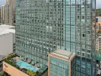 Raffles Makati - con vistas al mar