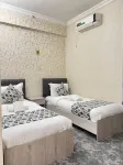 Orzu Hotel - parking