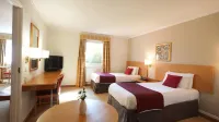 The Hickstead Hotel By Uno-FREE PARKING - bar