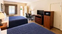 Segovia Lodge Junction TX I -10