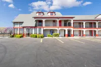 Super 8 by Wyndham Norman West
