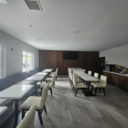 Wingate by Wyndham Youngstown/Austintown