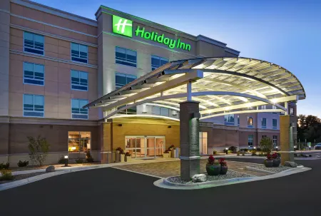Holiday Inn Grand Rapids North - Walker Отели в г. Уолкер