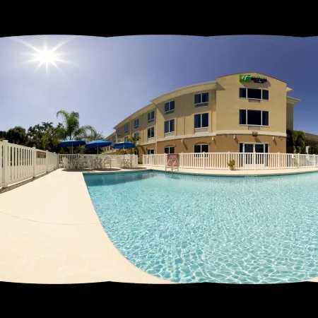 Holiday Inn Express & Suites TAVARES - LEESBURG by IHG