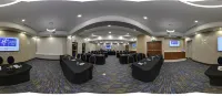 Holiday Inn Express & Suites Woodstock South