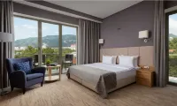 Primorye Grand Resort Hotel Hotels near Zolotaya Bukhta