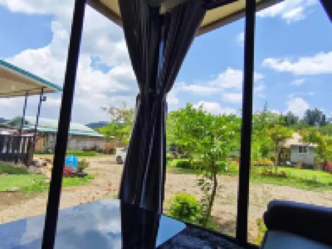 อินทนนท์ บ้านพักเล่าจู Inthanon Laoju House โรงแรมในอำเภอ จอมทอง