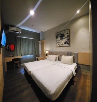 Hotel Pantes Pecinan Semarang - Pet Friendly Hotels in East Semarang