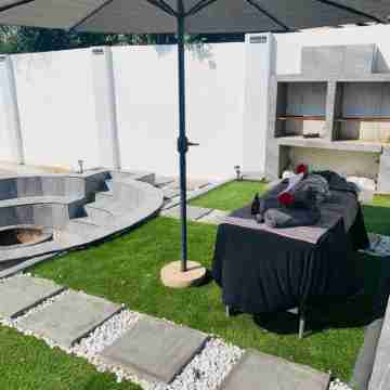 Semeni Asante Guesthouse Getaway Hotel Exterior