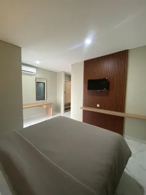 Inn Home Solo Baru Hotels in Grogol