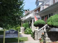 Ambassador's Inn Next Door Hotels in Perth County