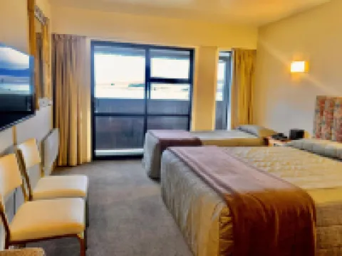 The Godley Hotel Hotels near Isolation Bay