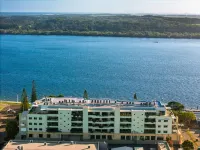 Riverside Holiday Apartments Hotels near Riverview Park