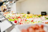 Arthotel Ambassador Wiesbaden - Free Parking - Aamiainen