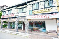 Ritz Suites ジャイアント・バブル・ダタラン・ラマット周辺のホテル