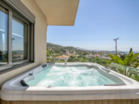 Elaia Luxury Suites Lagonisi Hotels in Kropia