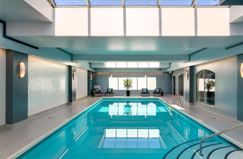Chateau Victoria Hotel & Suites
