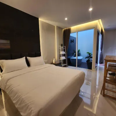 Kvilla Hotels near Chom Thong