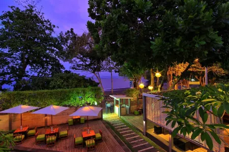 JavaCove Beach Hotel Отели в г. Pangandaran Regency