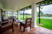 Raptor Rise Farm Hotel a Cape Winelands