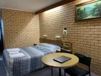 Lakeview Motel - Parvekkeita