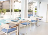 4U Miranda - Adults Only