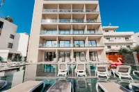 Ksamil Central Park Hotel