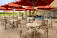 Drury Plaza Hotel Dallas Arlington - Pools