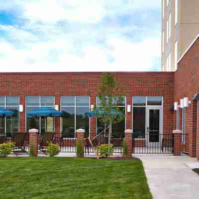 Hyatt Place Lansing East Hotel Exterior