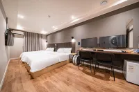 Cheongju the & Just Stay Chungbuk National University Hotel a Cheong Ju