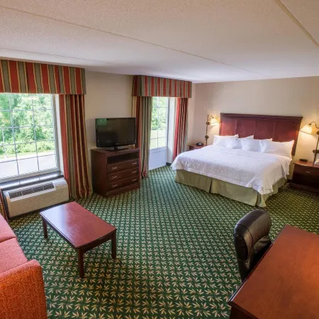 Hampton Inn & Suites Berkshires-Lenox
