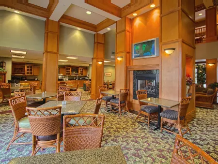 Homewood Suites by Hilton Indianapolis-Airport/Plainfield