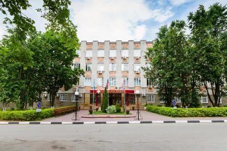 Профсоюзная Отели рядом с достопримечательностью «Нижегородский государственный технический университет им. Р.Е. Алексеева»