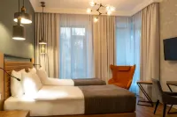 Botanica Hotel