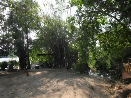 นิตา ราฟท์ เฮาส์
