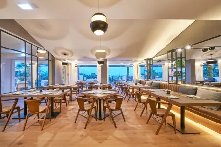 Cascade Wellness Resort Отели в г. Лагос