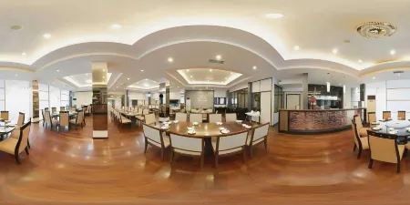 Aerotel Smile Losari Отели рядом с достопримечательностью «Wisma Pattimura»