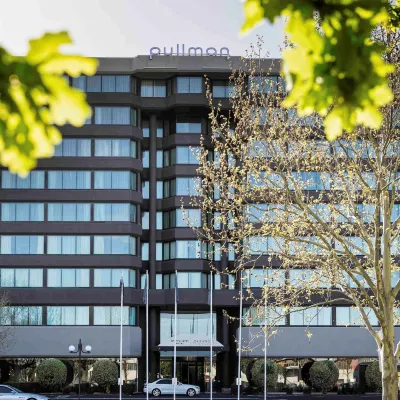 Pullman Melbourne Albert Park Hotels near St Kilda Marina