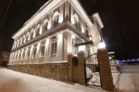 Арт-отель Александровский Отели рядом с достопримечательностью «Мемориал Славы (Вечный огонь, Воинское мемориальное кладбище) 1941-1945 гг.»