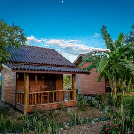 Nana Bungalows