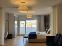 Be Oporto Apartments Clerigos Hotels near Cardosas Square