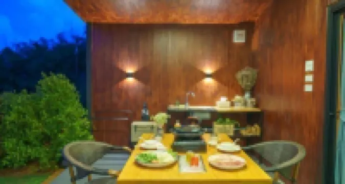 ธันวา เดอะ แคมป์ไซต์