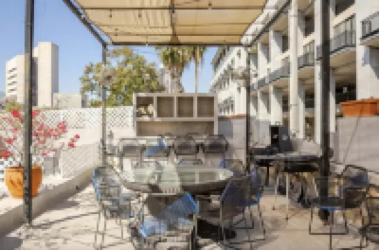 Adhoc Boutique Barrio Antiguo