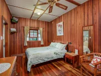 Amamoor Lodge Hotels in Imbil