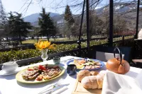 Hotel Dukagjini - Bergblick