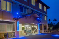 Holiday Inn Express & Suites Kailua-Kona Hotels in Kealakekua