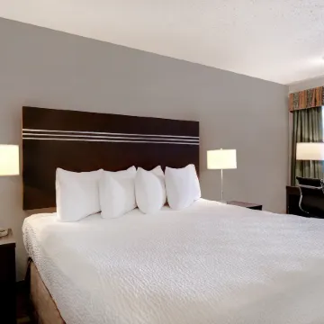 Days Inn by Wyndham Vernon