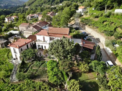 Agriturismo Mare e Monti Hotels in Sant'Egidio del Monte Albino