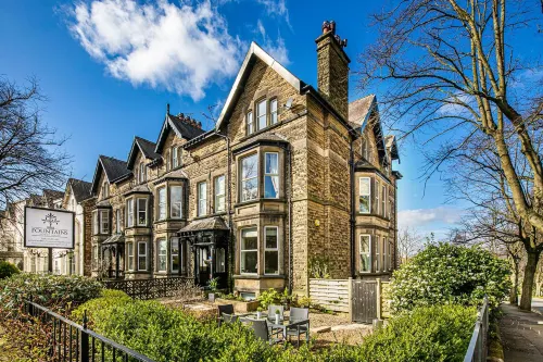 Fountains Guest House - Harrogate Stays Hotels in Harrogate