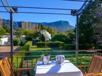 Constantia White Lodge Guest House Hotels near Groot Constantia